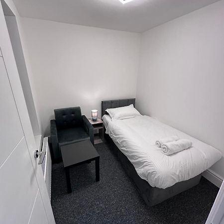 Modern Two-Bedroom Apartment Manchester Eksteriør bilde