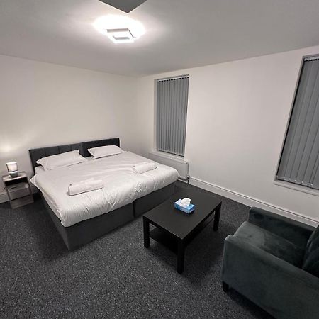 Modern Two-Bedroom Apartment Manchester Eksteriør bilde